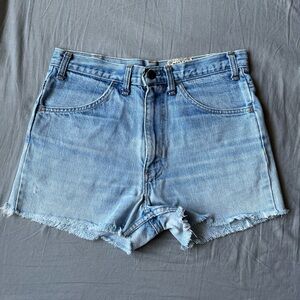 Vintage Levi’s high waisted shorts redone by SNAP by FasinFrank
